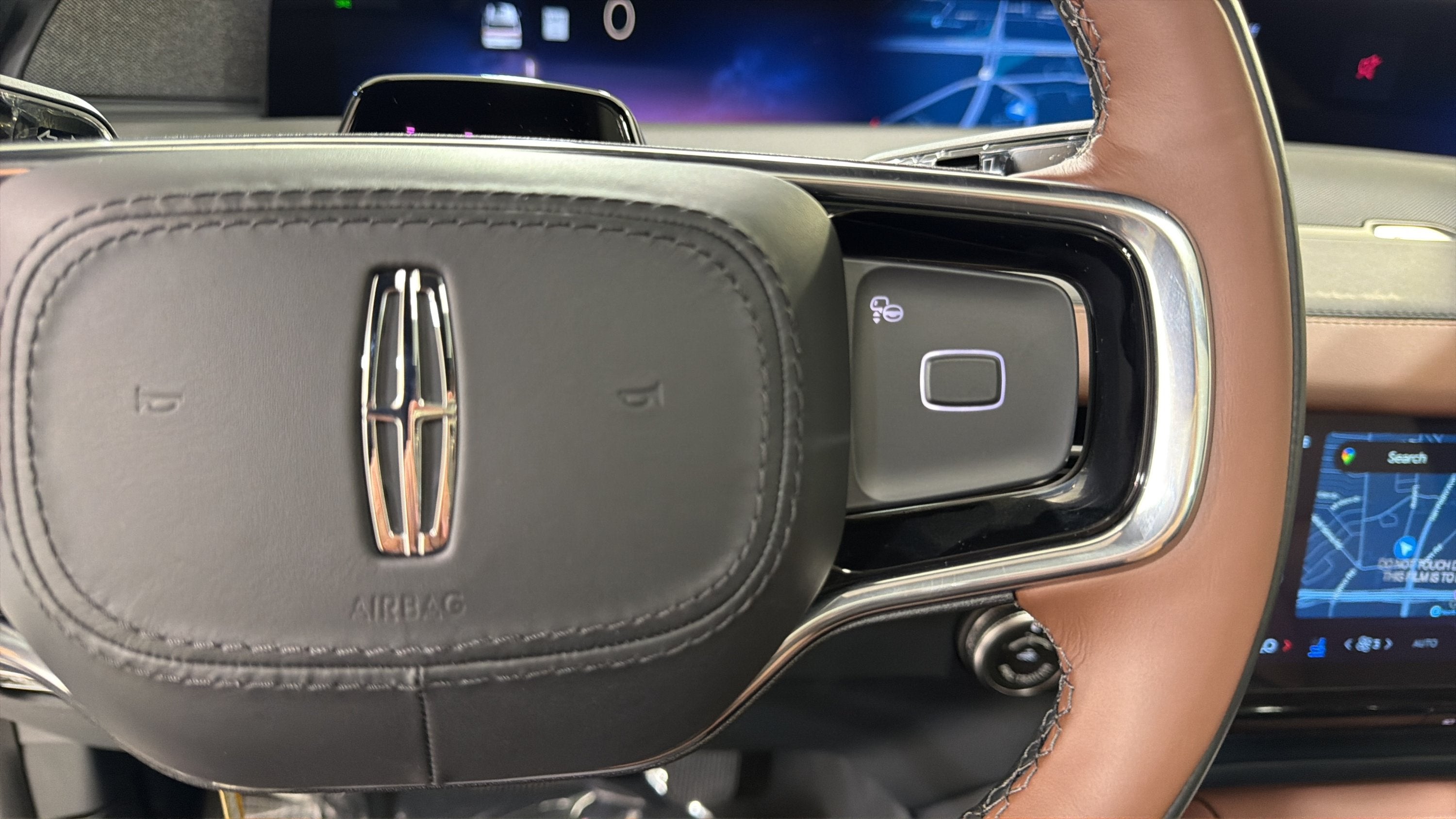 2027 Lincoln Navigator L Reserve