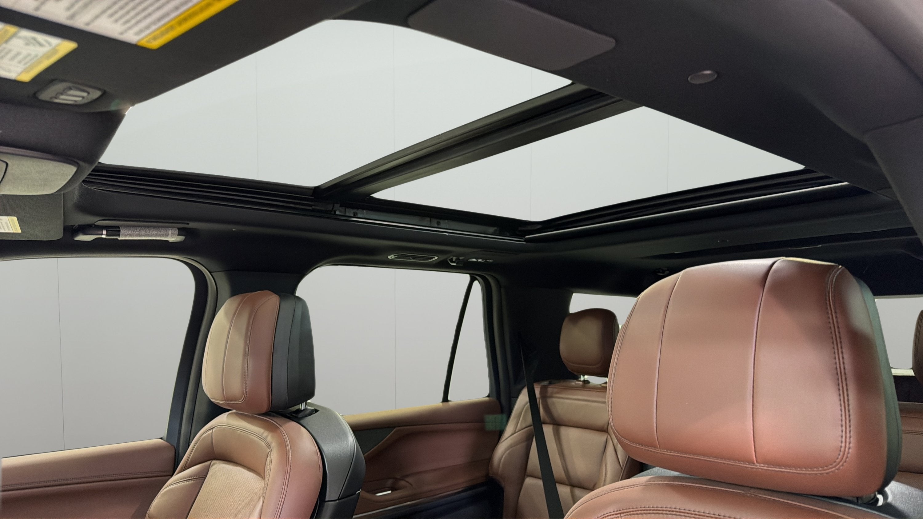 2027 Lincoln Navigator L Reserve