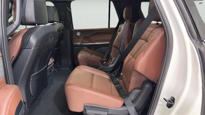 2027 Lincoln Navigator L Reserve