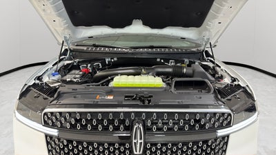 2027 Lincoln Navigator L Reserve