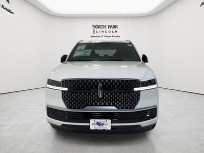 2027 Lincoln Navigator L Reserve