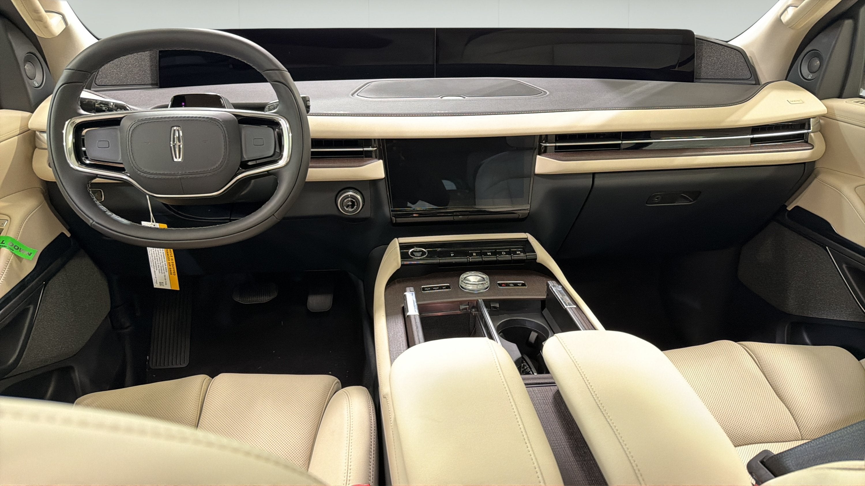 2027 Lincoln Navigator L Reserve