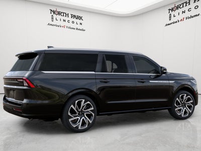 2027 Lincoln Navigator L Reserve