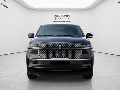 2027 Lincoln Navigator L Reserve