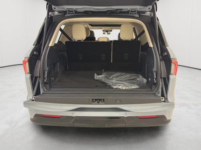 2027 Lincoln Navigator L Reserve