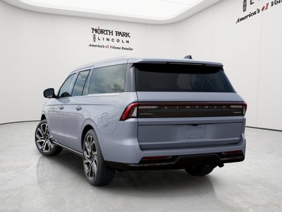 2027 Lincoln Navigator L Reserve