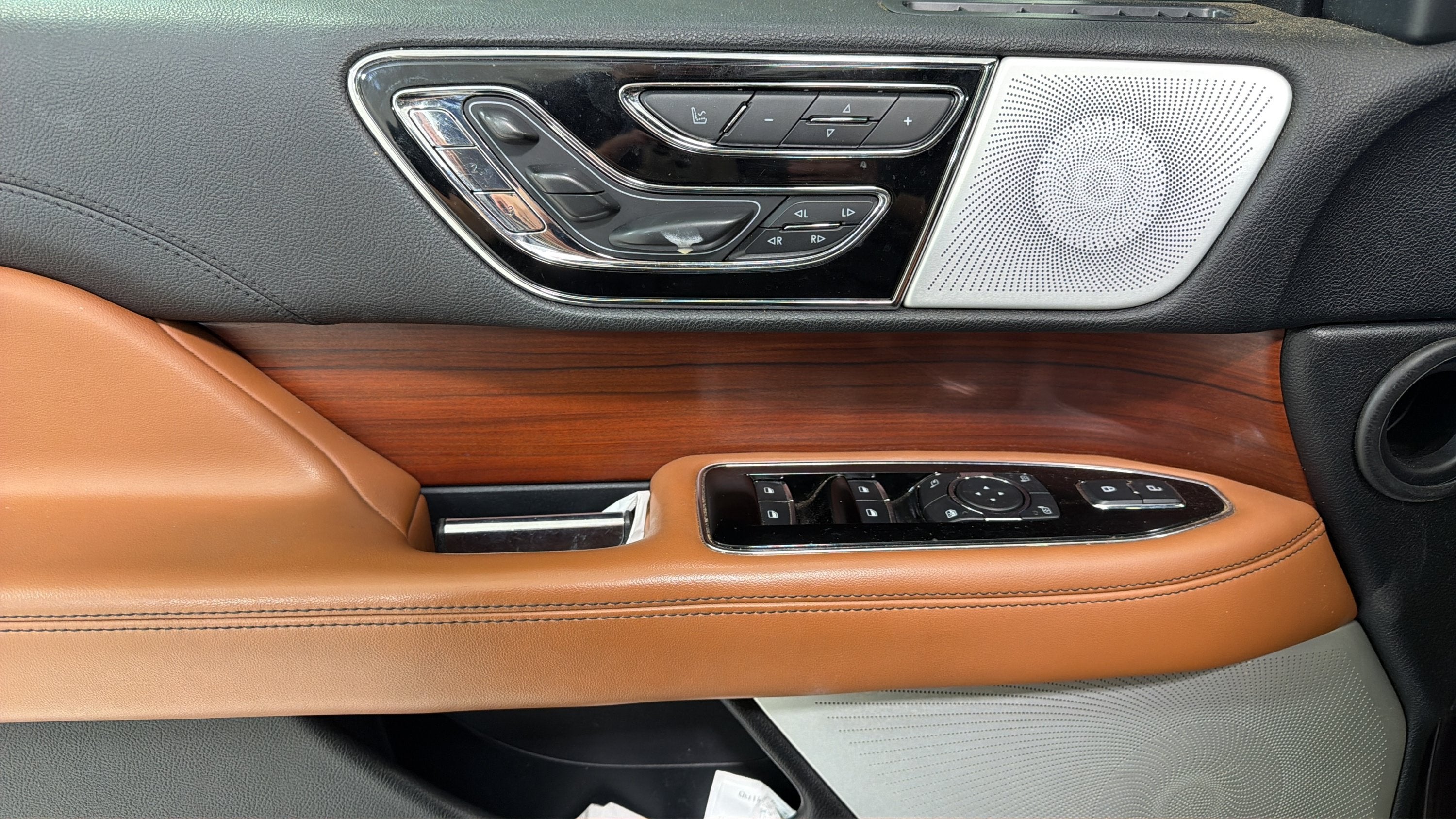 2021 Lincoln Navigator L Reserve