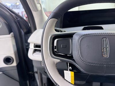 2026 Lincoln Navigator L Premiere