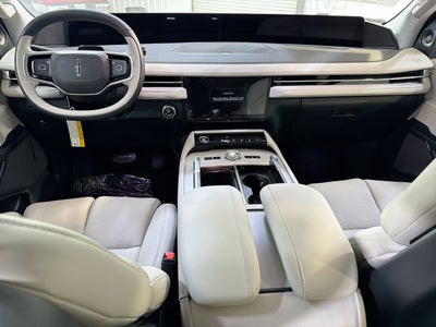 2026 Lincoln Navigator L Premiere