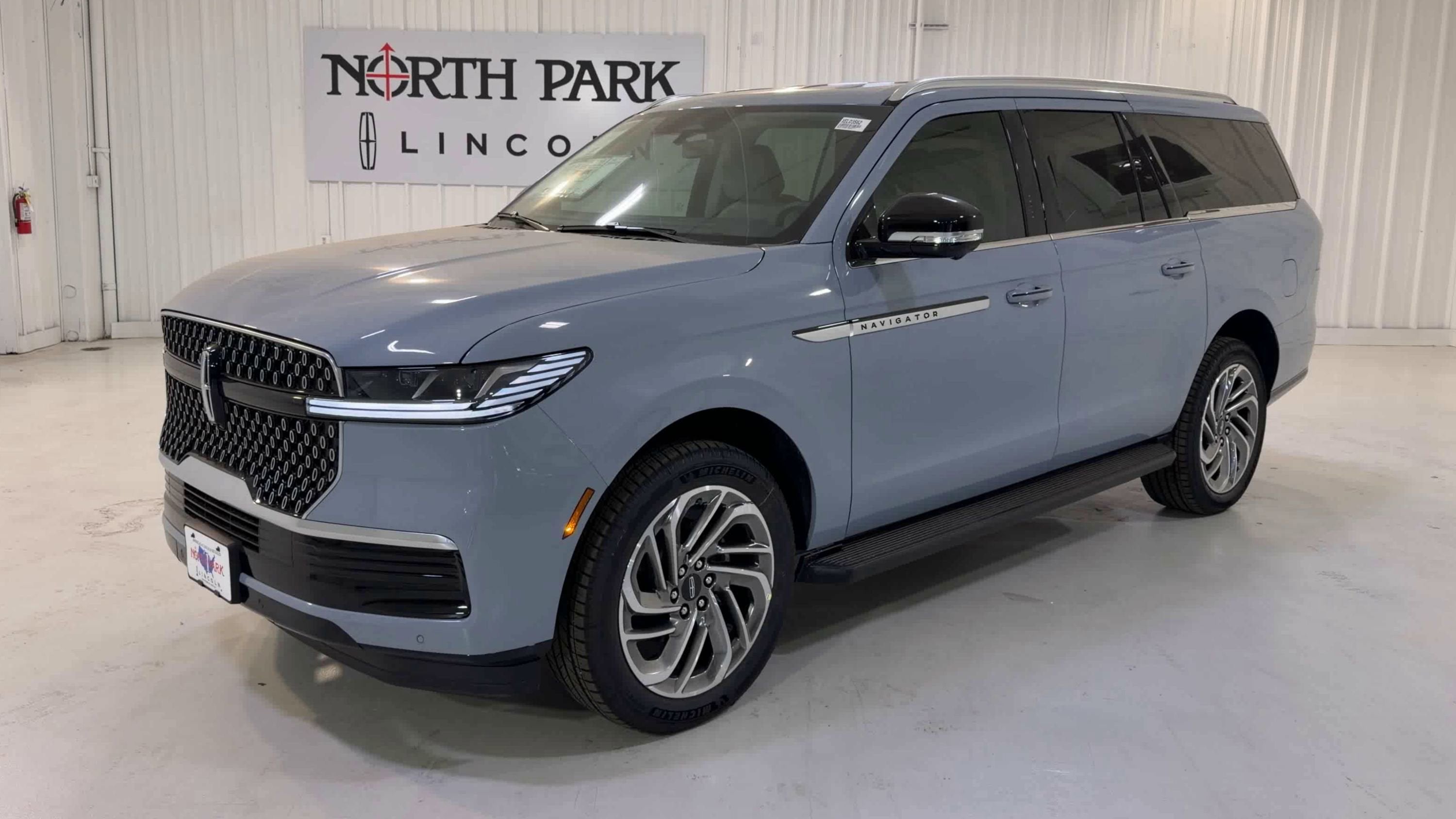 2026 Lincoln Navigator L Premiere