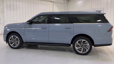 2026 Lincoln Navigator L Premiere