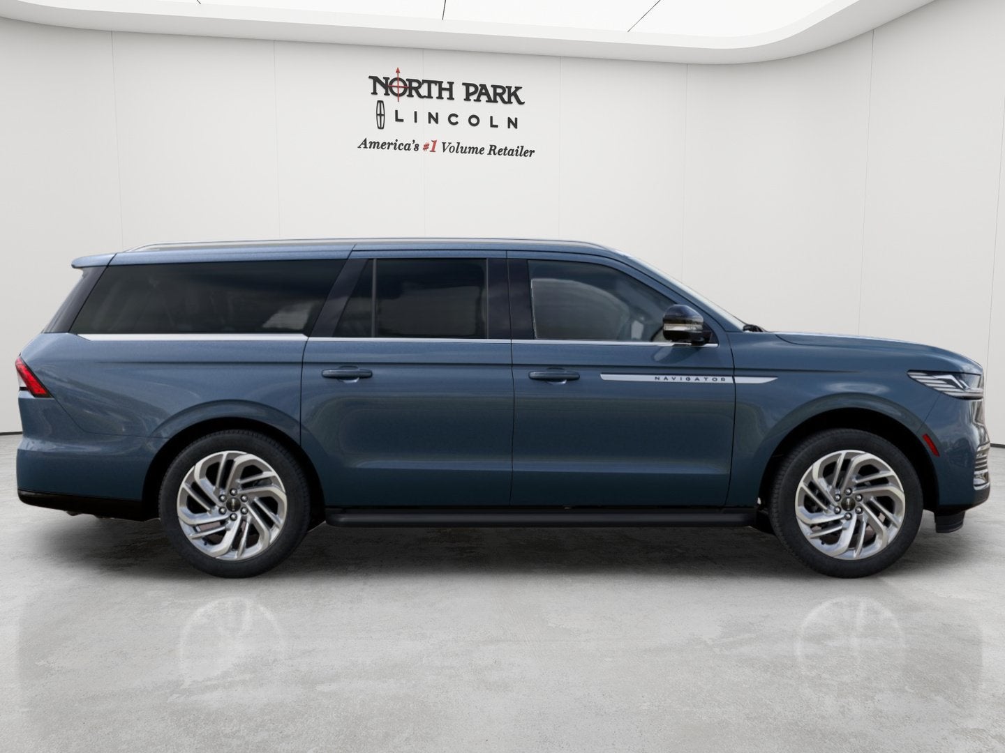 2027 Lincoln Navigator L Premiere