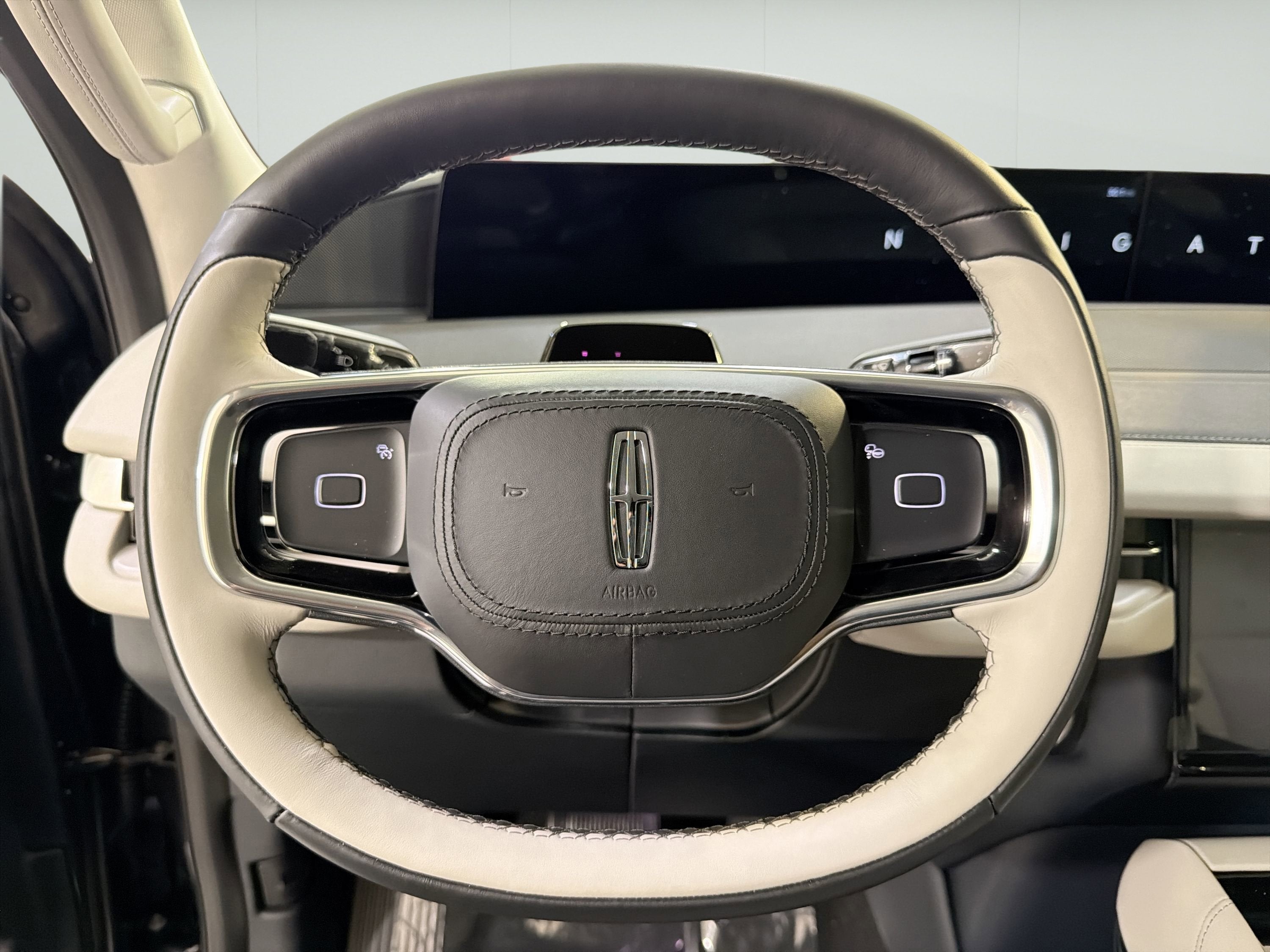 2026 Lincoln Navigator L Premiere