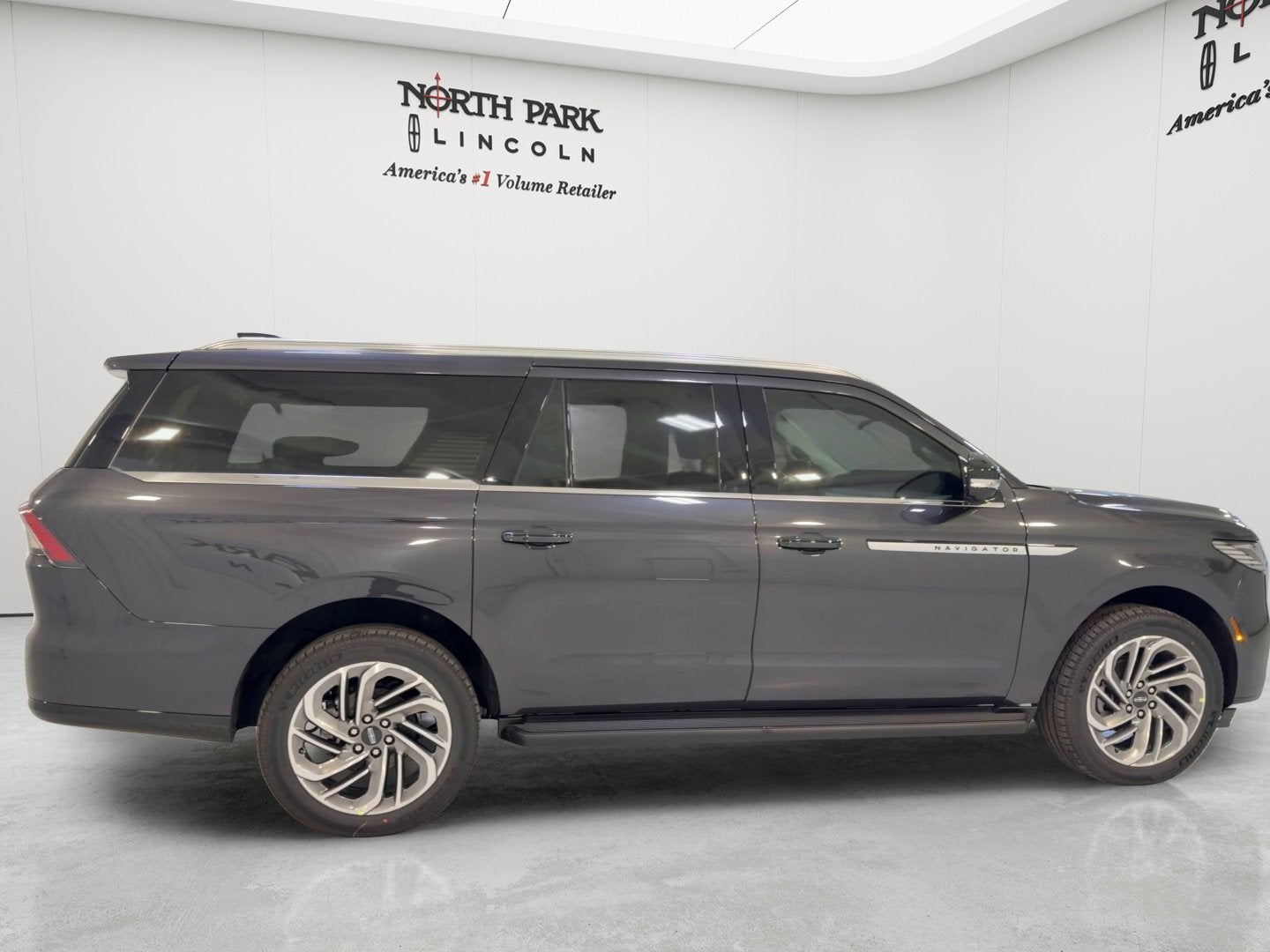 2026 Lincoln Navigator L Premiere