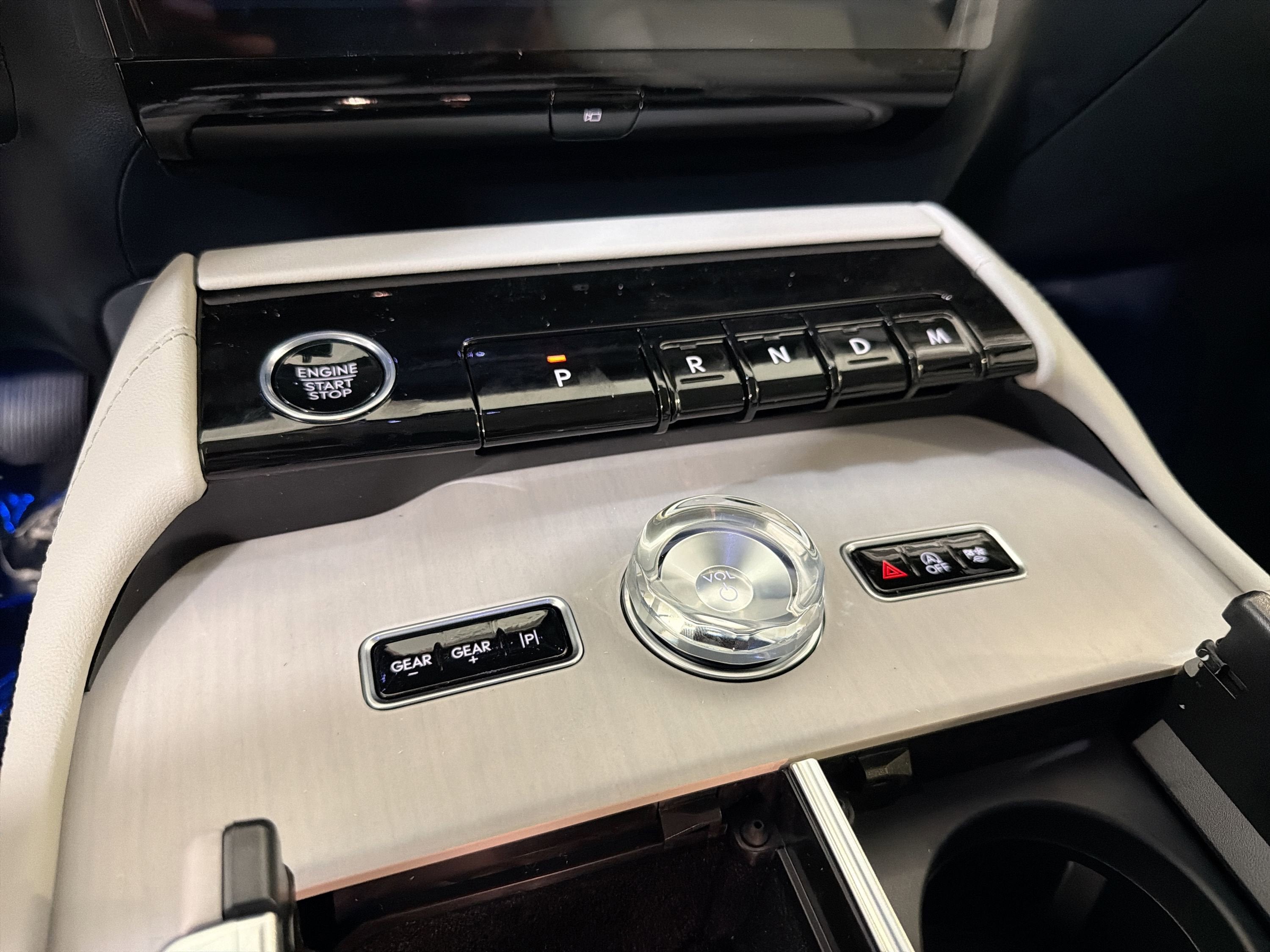 2026 Lincoln Navigator L Premiere