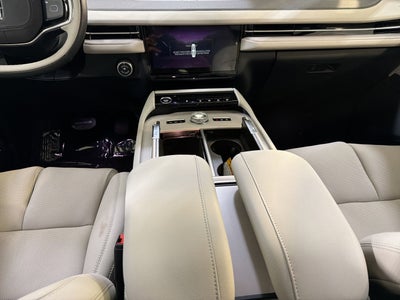 2026 Lincoln Navigator L Premiere