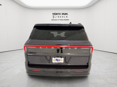 2026 Lincoln Navigator L Premiere