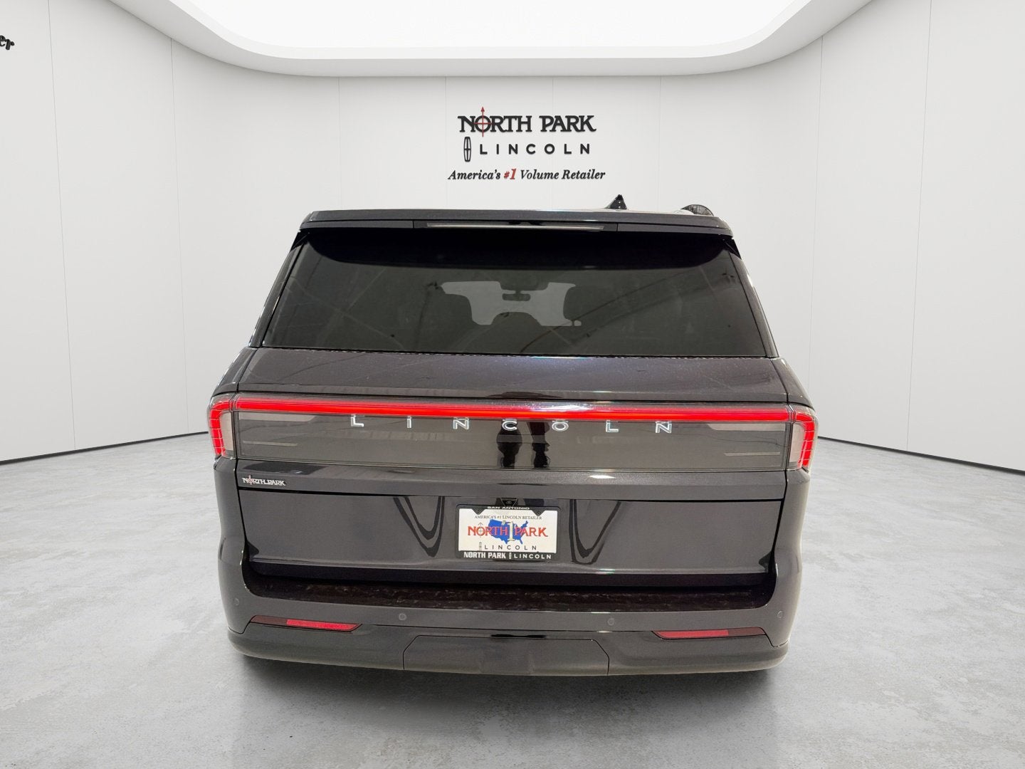 2026 Lincoln Navigator L Premiere