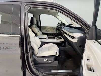 2026 Lincoln Navigator L Premiere