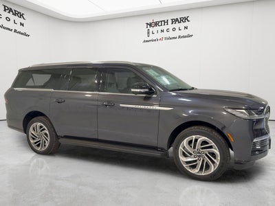 2026 Lincoln Navigator L Premiere