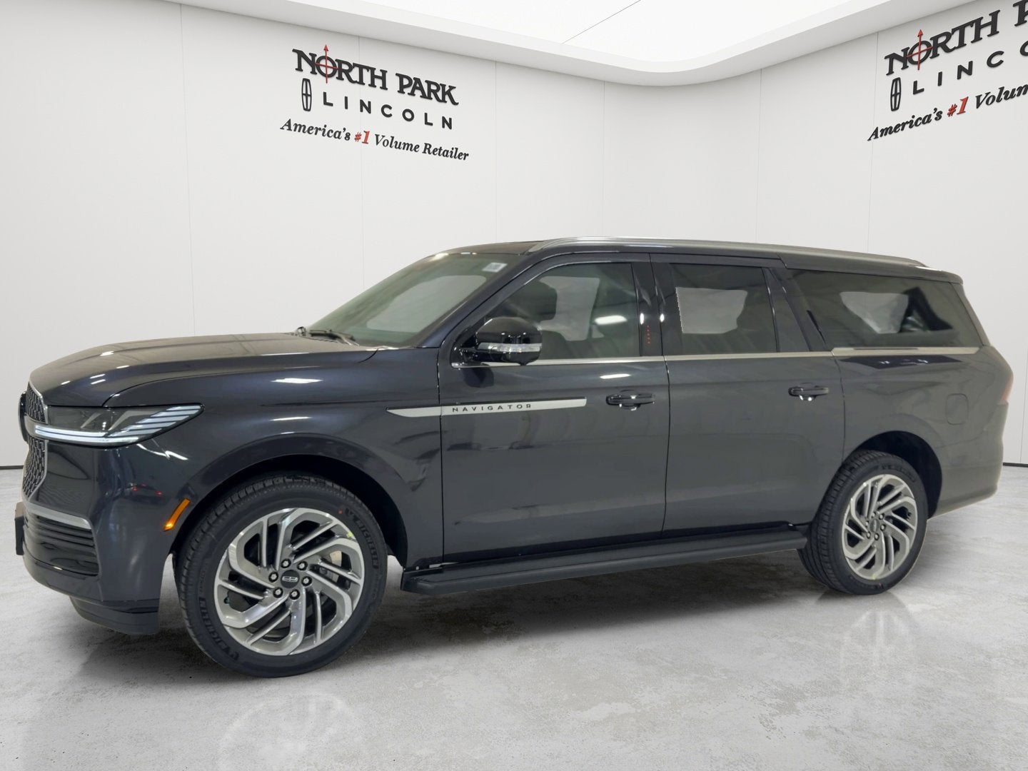 2026 Lincoln Navigator L Premiere