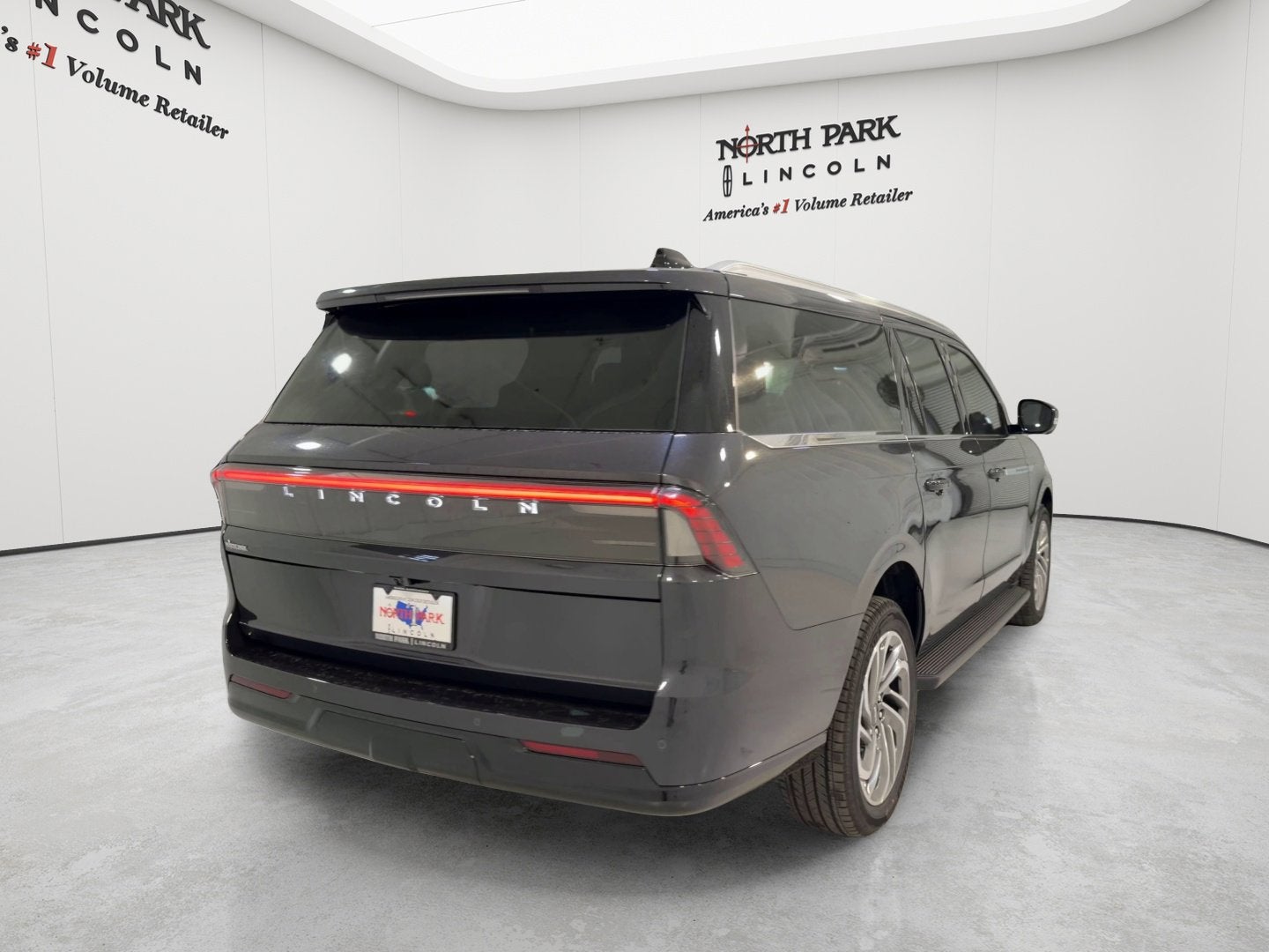 2026 Lincoln Navigator L Premiere