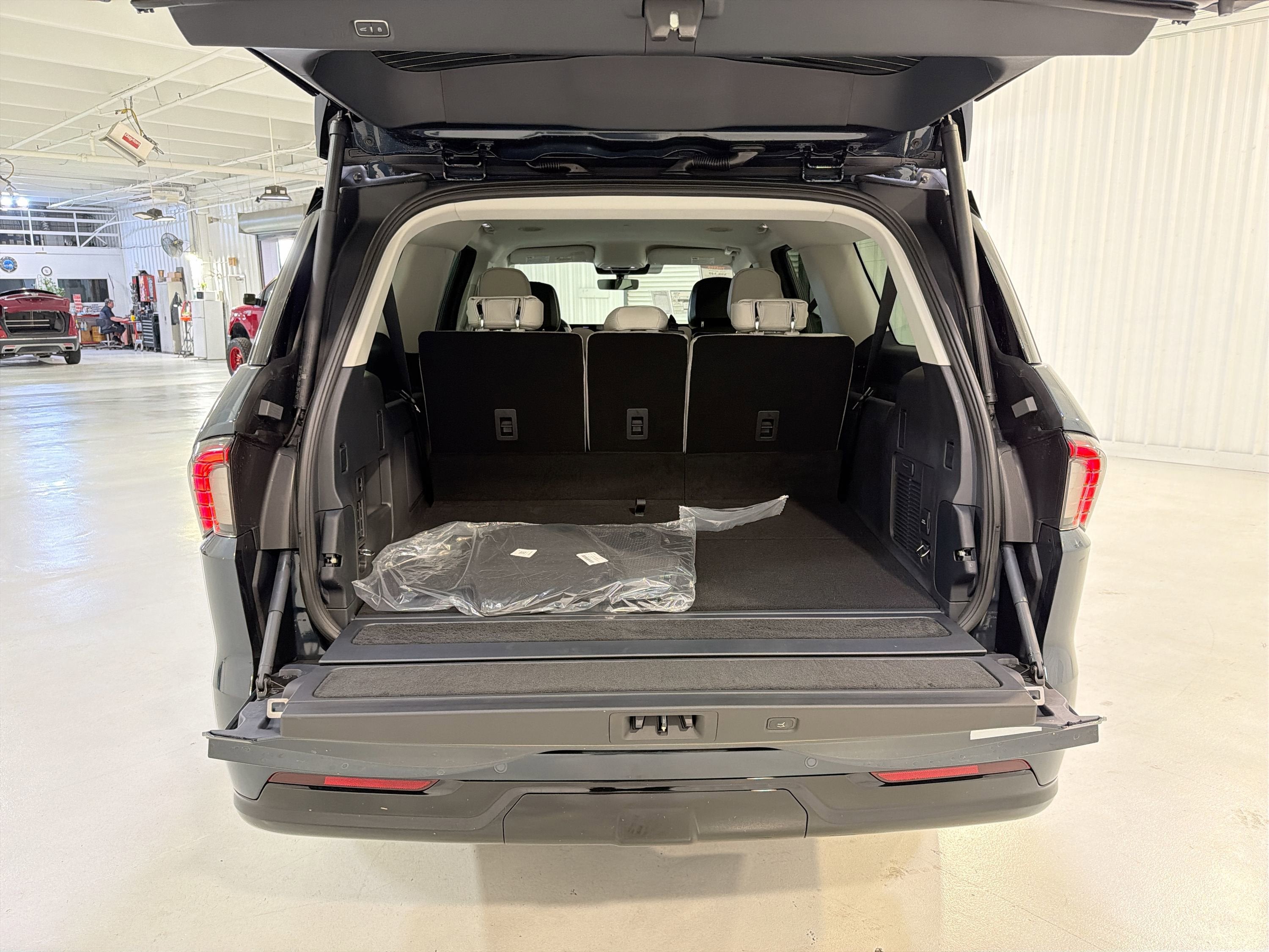 2026 Lincoln Navigator L Premiere