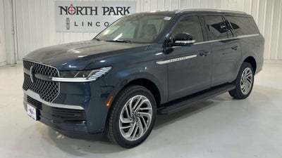 2026 Lincoln Navigator L Premiere