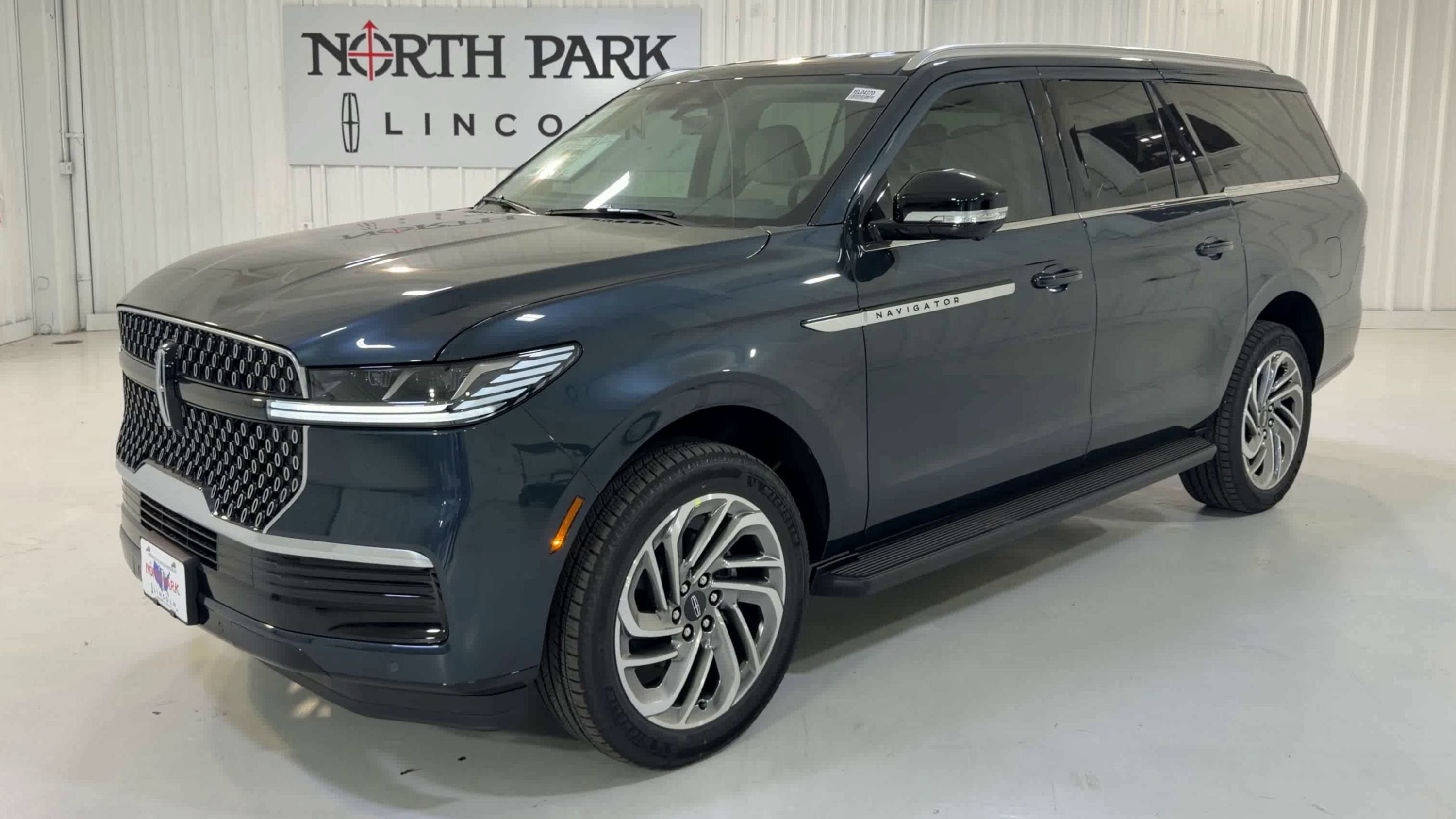 2026 Lincoln Navigator L Premiere