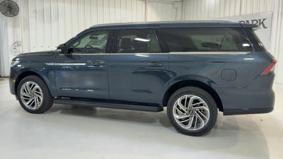 2026 Lincoln Navigator L Premiere