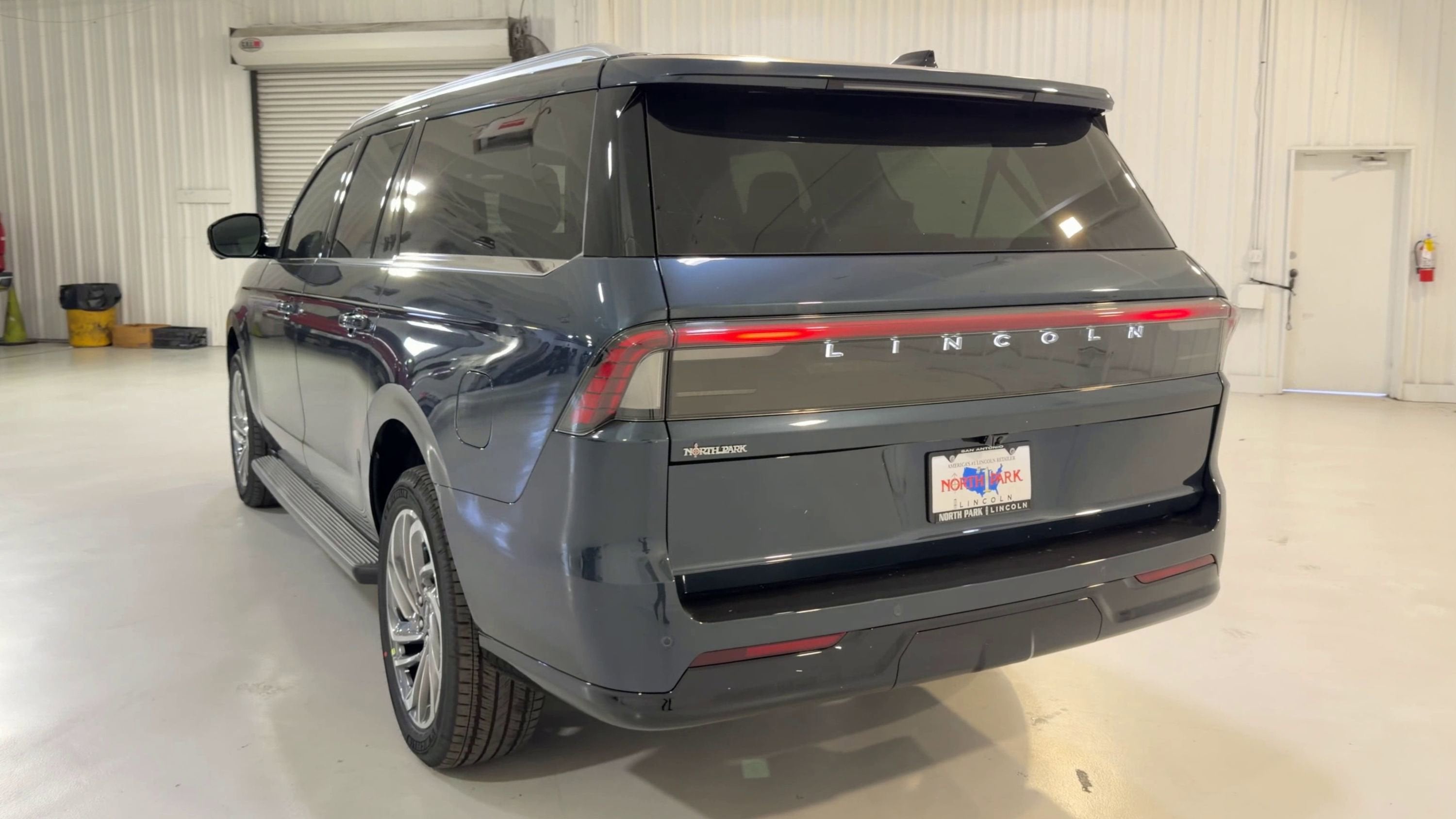 2026 Lincoln Navigator L Premiere