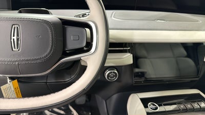 2026 Lincoln Navigator L Premiere