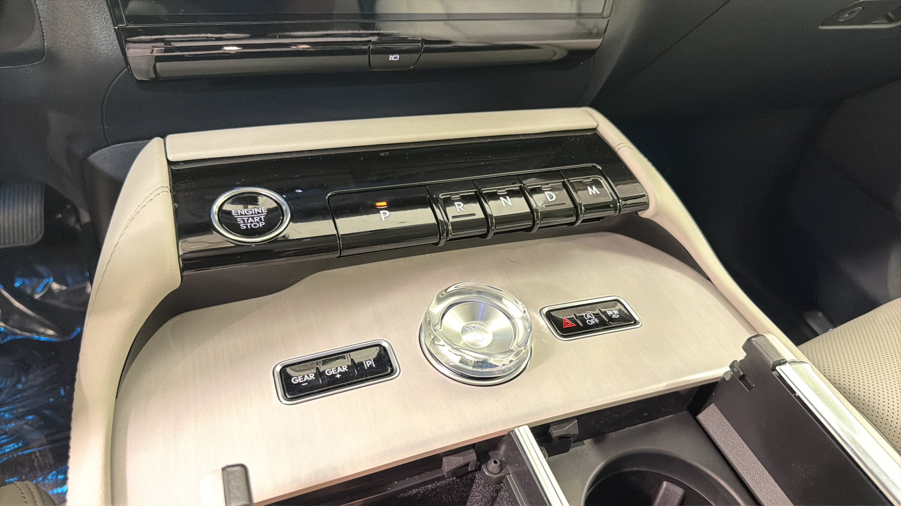 2026 Lincoln Navigator L Premiere