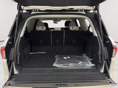 2026 Lincoln Navigator L Premiere