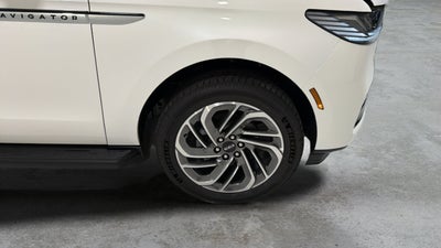 2026 Lincoln Navigator L Premiere