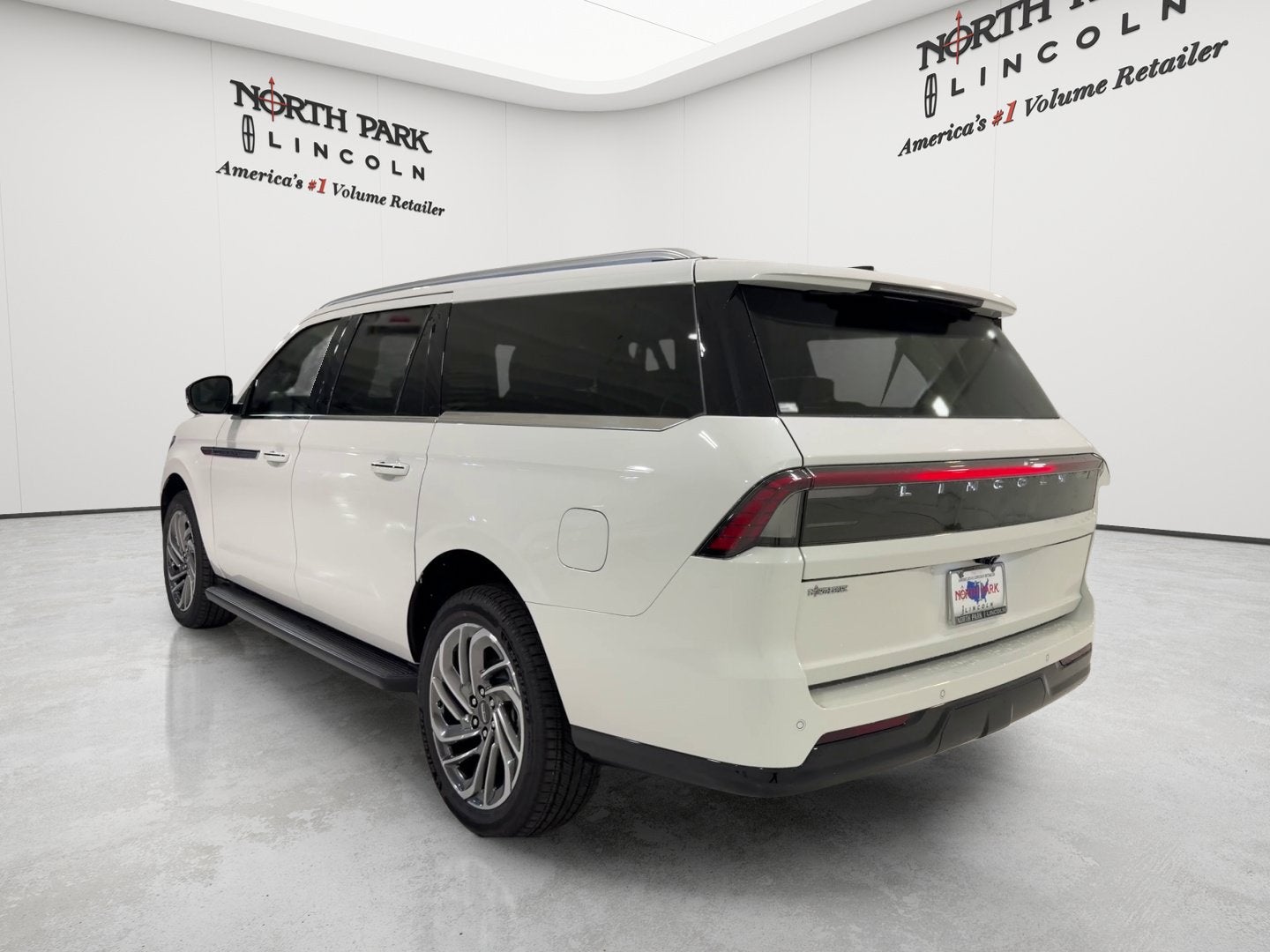 2026 Lincoln Navigator L Premiere