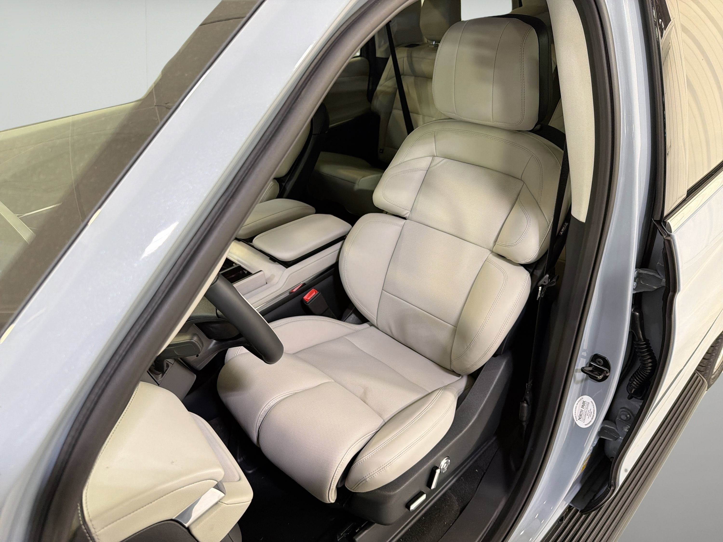 2026 Lincoln Navigator L Premiere