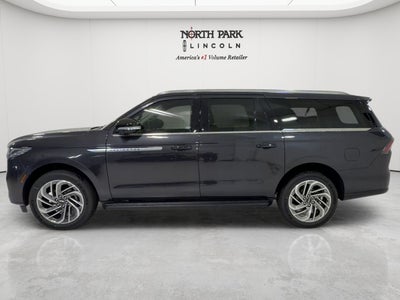 2027 Lincoln Navigator L Premiere