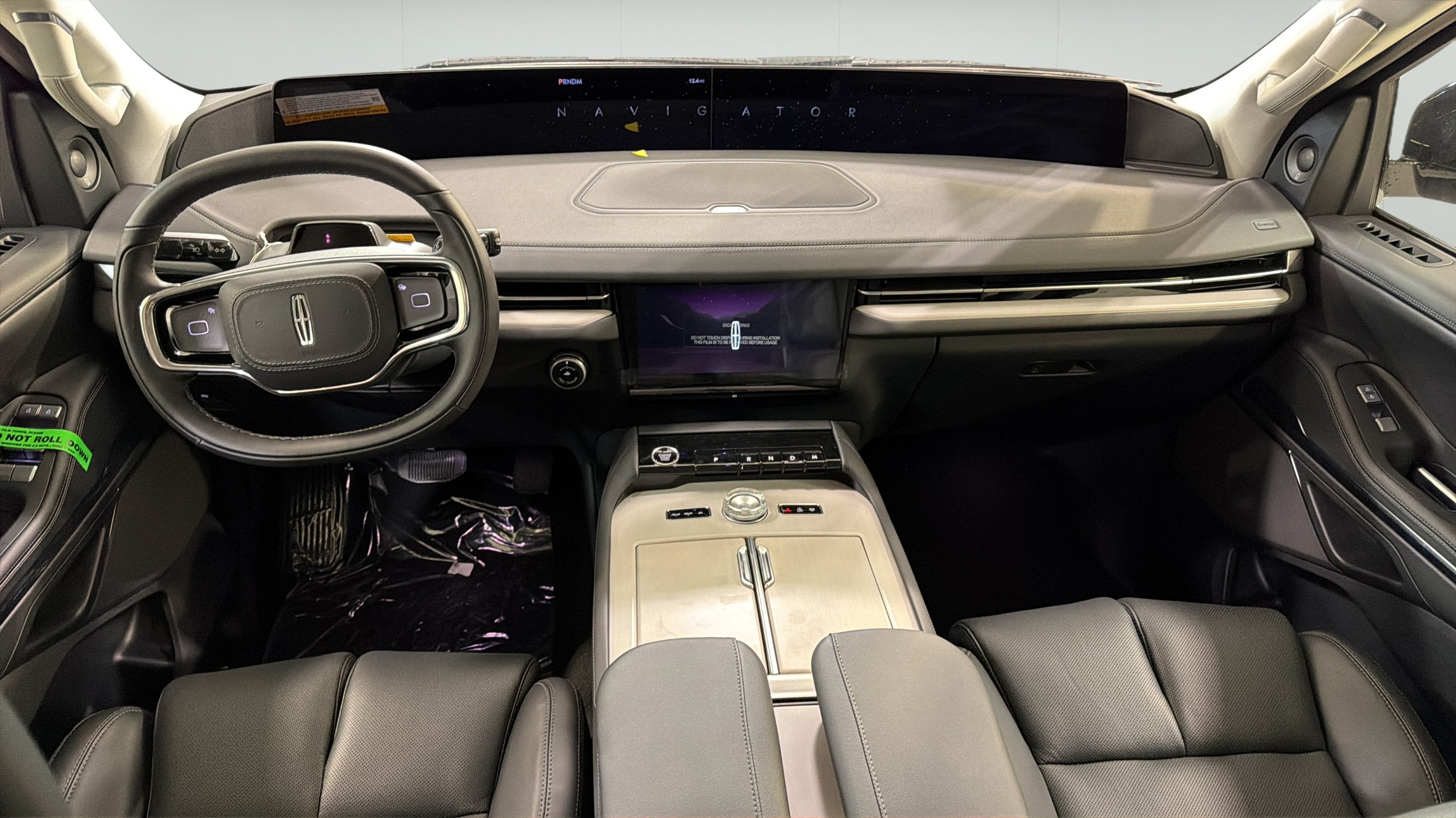 2027 Lincoln Navigator L Premiere