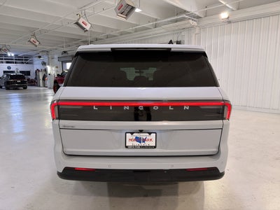 2026 Lincoln Navigator L Premiere