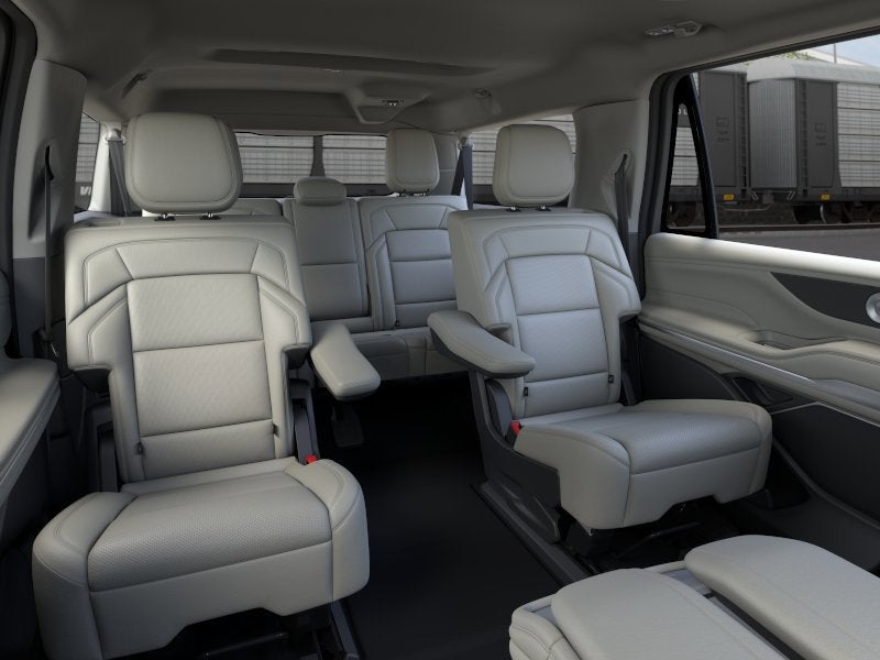 2026 Lincoln Navigator L Premiere