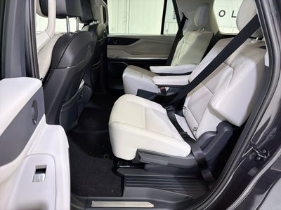 2026 Lincoln Navigator L Premiere