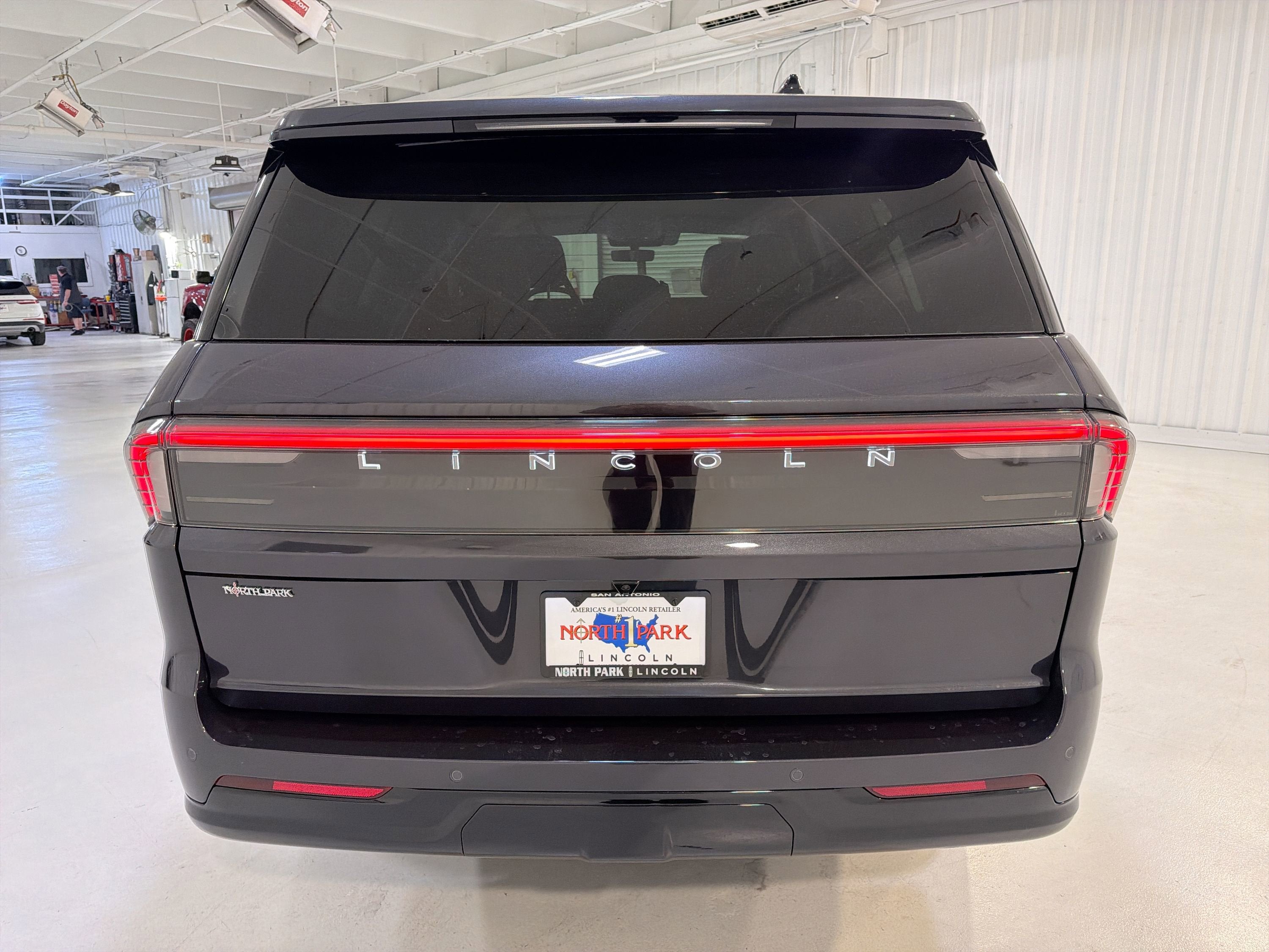 2026 Lincoln Navigator L Premiere
