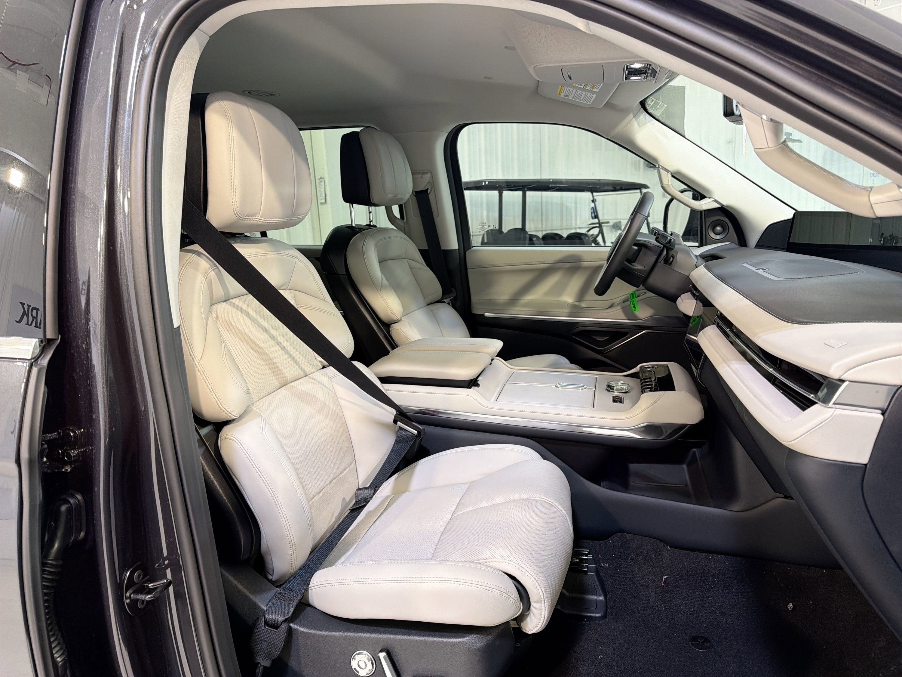 2026 Lincoln Navigator L Premiere