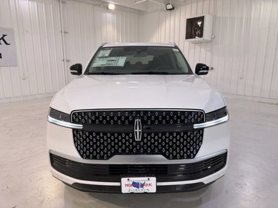 2026 Lincoln Navigator L Premiere