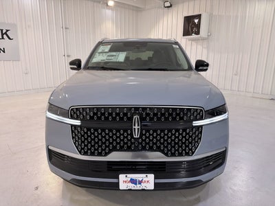 2026 Lincoln Navigator L Premiere