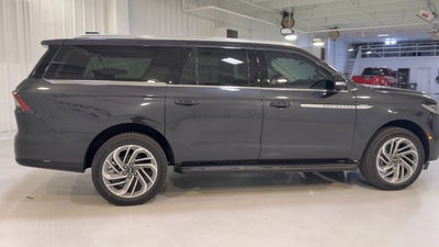 2026 Lincoln Navigator L Premiere