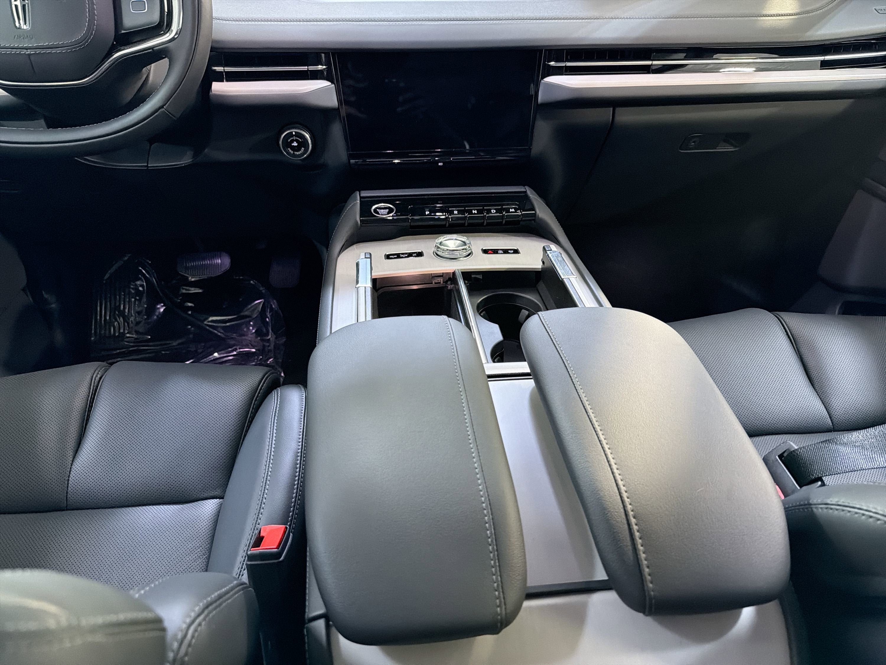 2026 Lincoln Navigator L Premiere