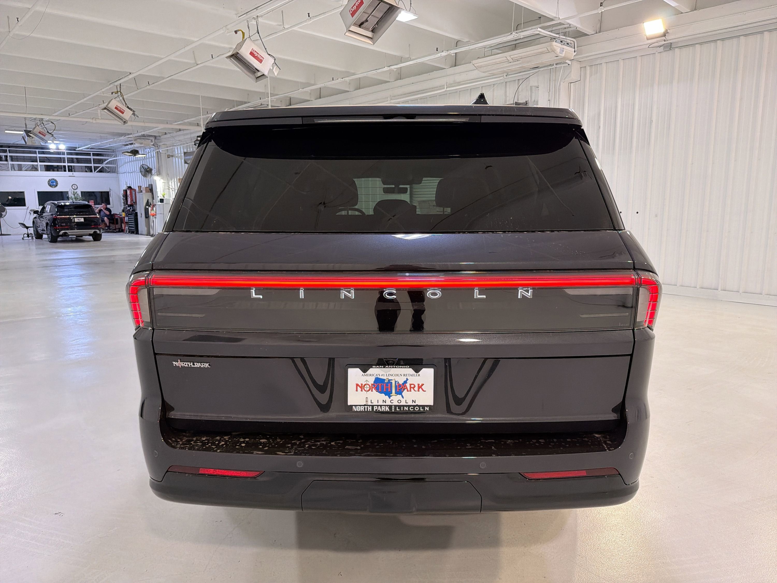 2026 Lincoln Navigator L Premiere