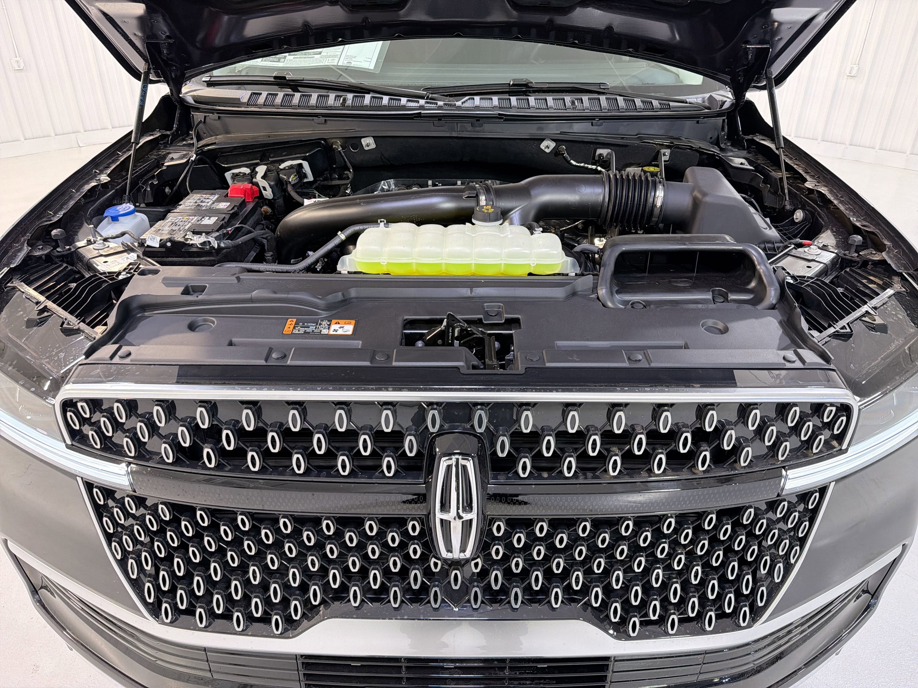 2026 Lincoln Navigator L Premiere